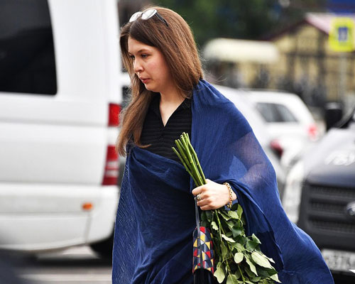Мария перед похоронами Михаила Кокшенова