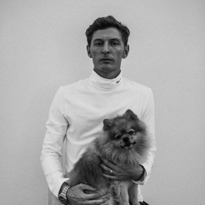 Павел Воля с собачкой