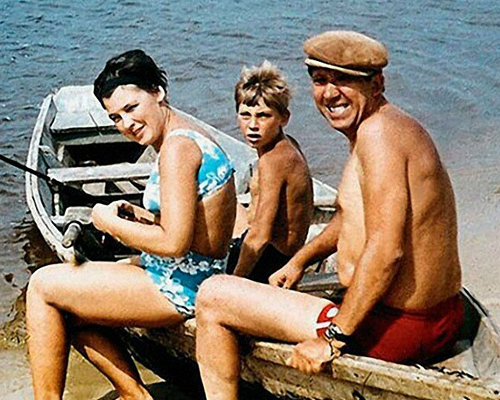 Юрий и Татьяна Никулины с сыном Максимом