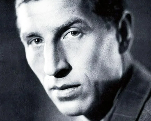 Молодой актер Сергей Филиппов