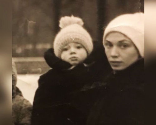 Фото первой жены - Ирины Газмановой с маленьким сыном