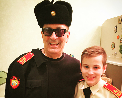 Александр Буйнов с внуком кадетом