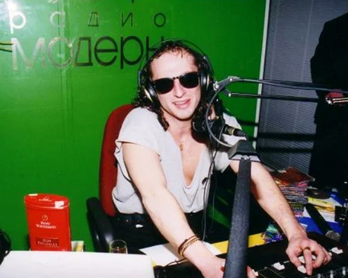Дмитрий Нагиев ведущий на радио Модерн
