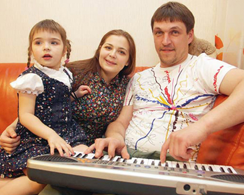 Ирина Пегова с бывшим мужем и дочерью