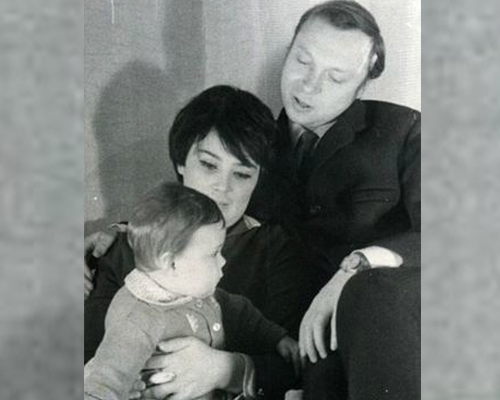 Валерий Ободзинский с первой женой и дочерью