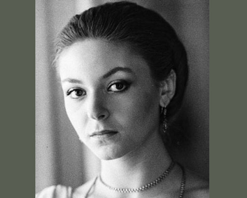 Алена Бондарчук в молодости