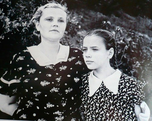 Елена Санаева с мамой Лидией