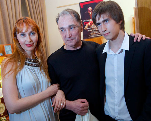 Владимир Коренев с дочерью Ириной и внуком Егором