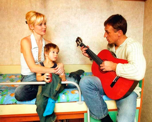 Александр Дедюшко с женой и сыном