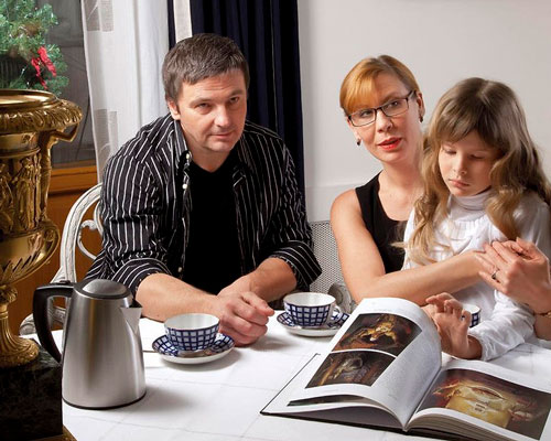 Дарья Юргенс с дочерью Сашей и мужем Сергеем Великановым