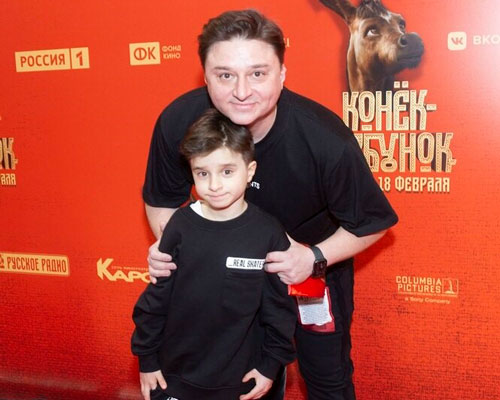 Максим Лагашкин с младшим сыном Лукой